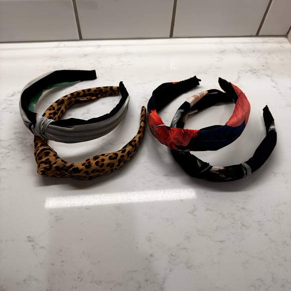 Set of 4 Knotted Headbands - Picture 3 of 3